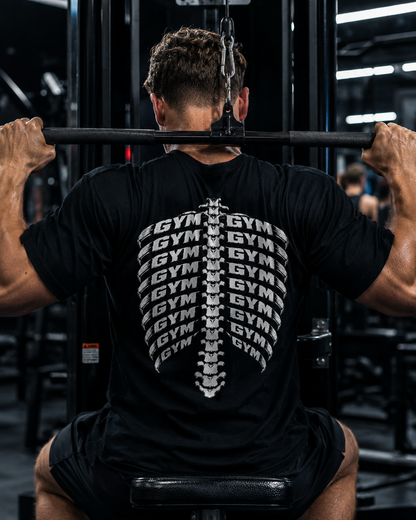 Gym Skelett Shirt Unisex - schwarzes Unisex-Shirt getragen im Gym