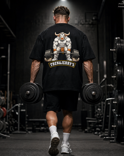 Tren & Jerrys Oversized Shirt – schwarzes Oversized-Shirt mit Rückenprint, getragen im Gym