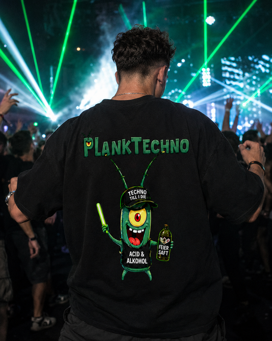 Planktechno (Backprint) Oversized Shirt - schwarzes Oversized-Shirt getragen auf dem Rave