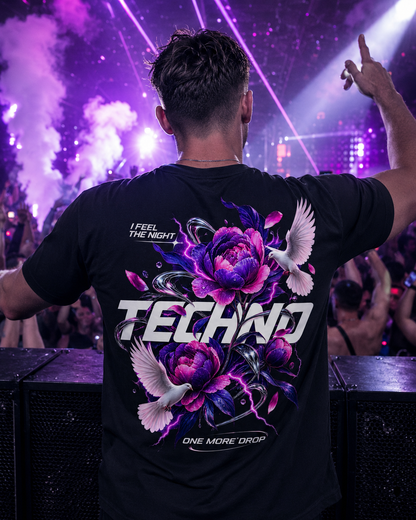 I Feel The Night - schwarzes Unisex-Shirt getragen auf dem Rave